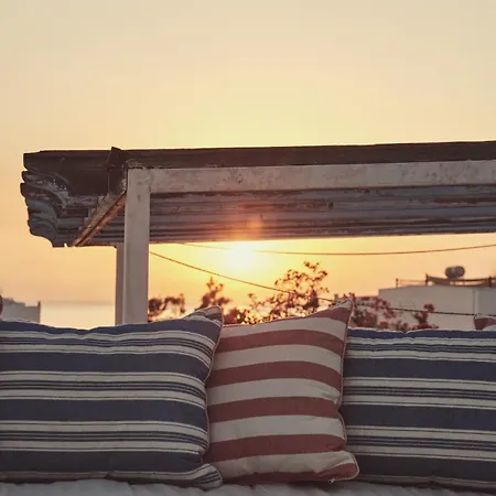 Retreat Paros, Fisherman's House, The Hook Apartment