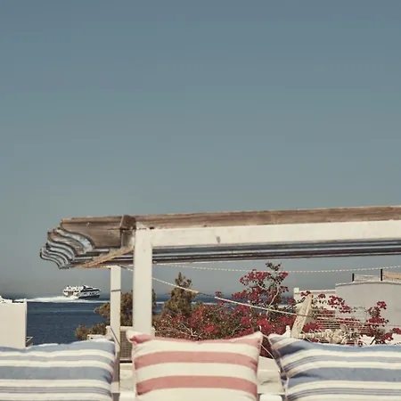 Retreat Paros, Fisherman's House, The Hook Apartment